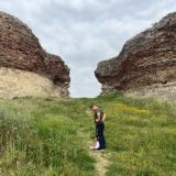Два рюкзака и чемодан, и чемодан корзиночки, и коляска и еще что-то в руки. Путешествия