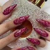 nails