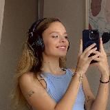 Alina ✨