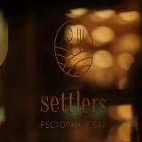 Settlers Bar