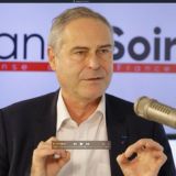 Soutien au professeur Perronne