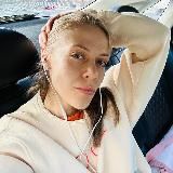 AI, metrics and cacao: Lena Seregina 📈🧘♀️♥️