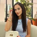 Аделия Адамова | Математика ЕГЭ | Умскул 💅