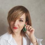 Елена Калинина - дизайнер украшений с ВАУ эффектом