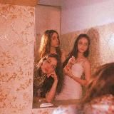 Supergirls.