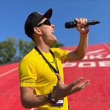 Заходи в комментаторскую 🎤