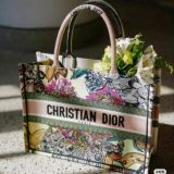 Nika_Bags