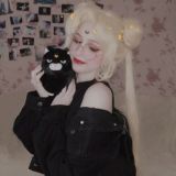 Reyna_cos
