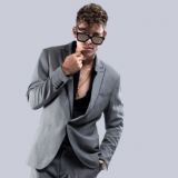July Roby oficial