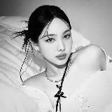# . . 𝖱𝖨𝖢𝖧.𝖢𝖧𝖤𝖱𝖱𝖸